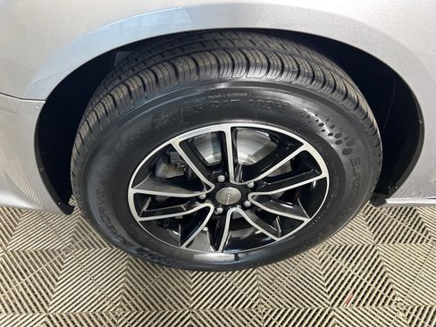 Used 2019 Dodge Grand Caravan GT FWD image 8
