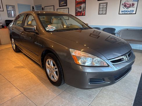 Used 2007 Honda Accord EX-L image 2