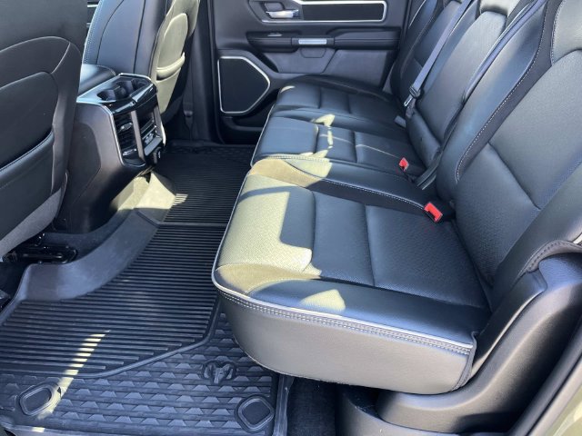 Used 2021 RAM 1500 Laramie AWD/4WD image 18