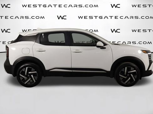 Used 2025 Nissan Kicks SV FWD image 44