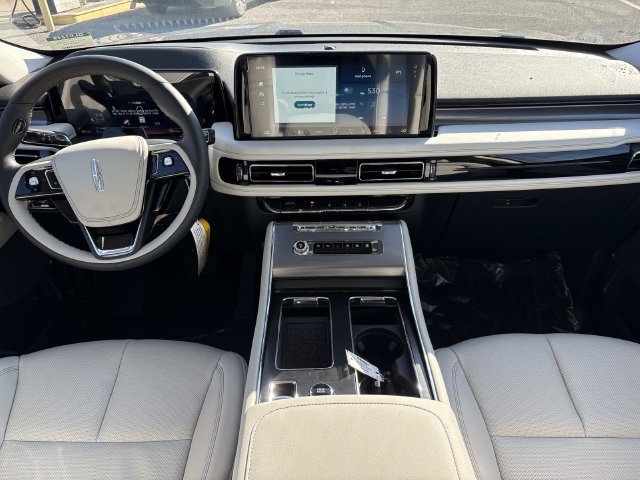New 2027 Lincoln Aviator AWD image 16