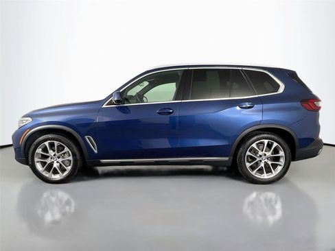 Used 2021 BMW X5 xDrive40i w/ Premium Package 3 AWD/4WD image 3