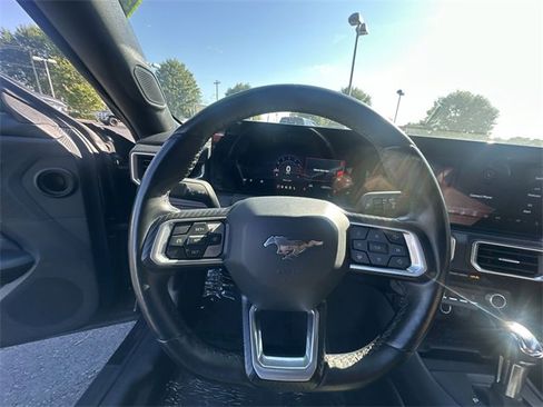 Used 2024 Ford Mustang Premium image 11