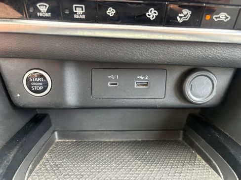Used 2023 Nissan Rogue SV AWD/4WD image 22