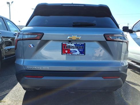 Used 2026 Chevrolet Equinox LT w/ Convenience Package II image 8