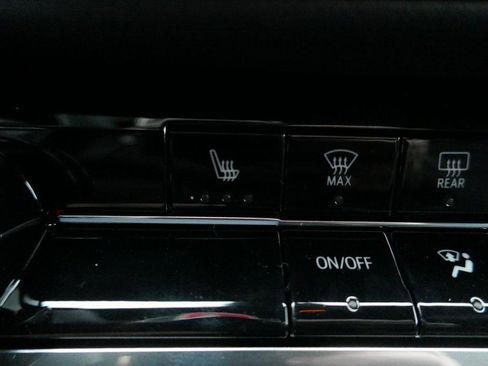 New 2026 Chevrolet Equinox LT image 17