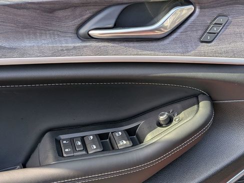 New 2026 Jeep Grand Cherokee Limited image 14