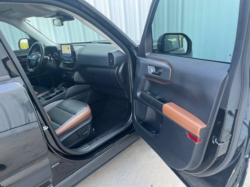 Used 2023 Ford Bronco Sport Outer Banks AWD/4WD image 16