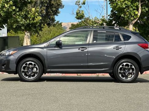 Used 2022 Subaru Crosstrek 2.0i Premium AWD/4WD image 7