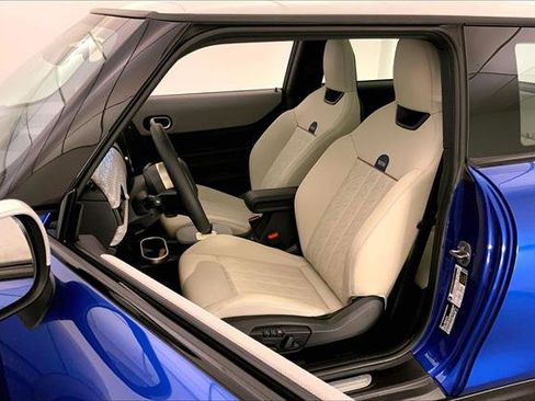 Used 2025 MINI Cooper S image 13