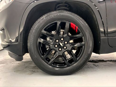 Used 2020 Chevrolet Traverse Premier w/ Redline Edition image 8