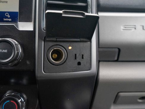 Used 2022 Ford F250 XLT image 20