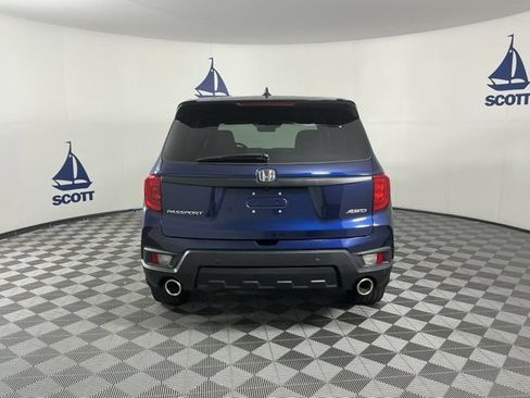 Used 2023 Honda Passport EX-L image 5