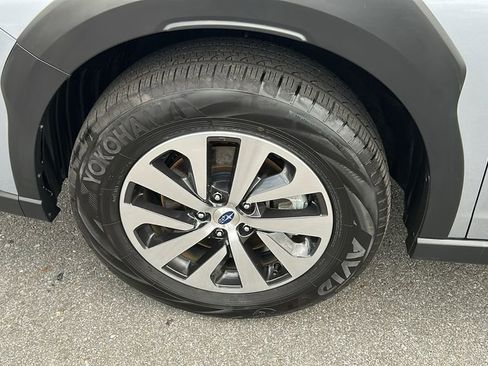 Certified 2024 Subaru Outback Premium image 5