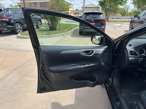 Used 2014 Nissan Sentra SV w/ SV Driver Package image 10