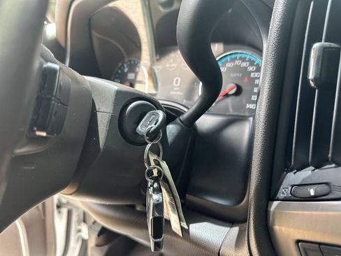 Certified 2019 GMC Sierra 2500 Denali w/ Duramax Plus Package AWD/4WD image 17