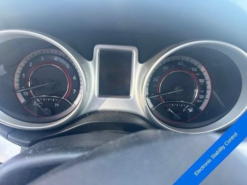 Used 2017 Dodge Journey SE w/ Flexible Seating Group FWD image 10