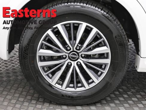 Used 2024 Nissan Armada SL w/ Captain's Chairs Package image 35