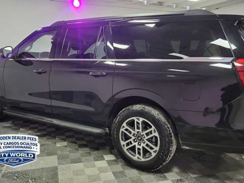 Certified 2025 Ford Expedition Max Active AWD/4WD image 5