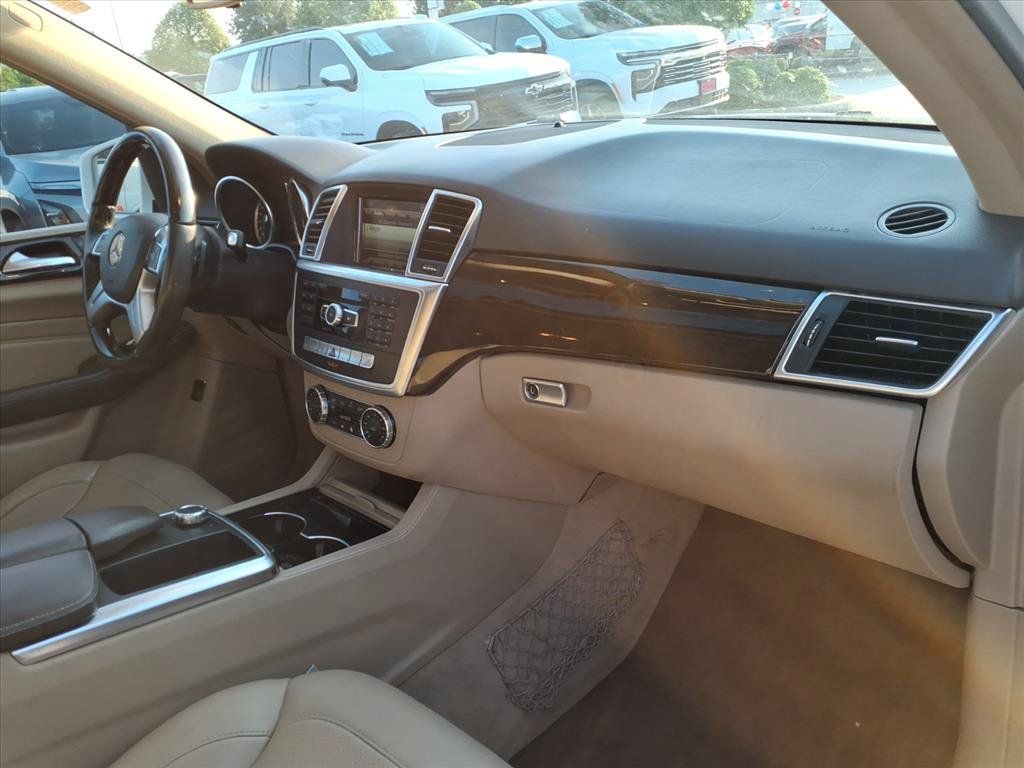 Used 2015 Mercedes-Benz ML 350 2WD image 16
