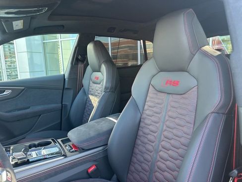 New 2026 Audi RS Q8 performance image 12