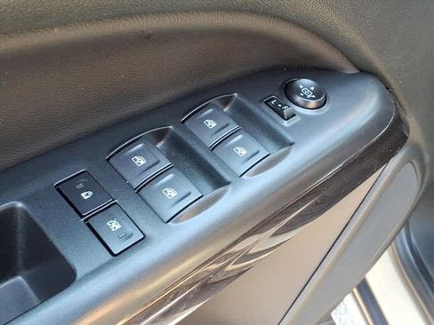 Used 2022 GMC Canyon Elevation w/ Elevation Premium Package AWD/4WD image 22