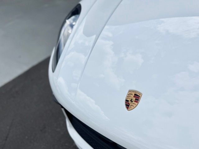 Used 2022 Porsche Macan AWD/4WD image 37