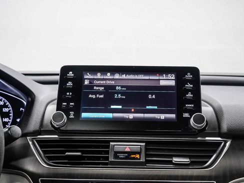 Used 2018 Honda Accord EX image 14