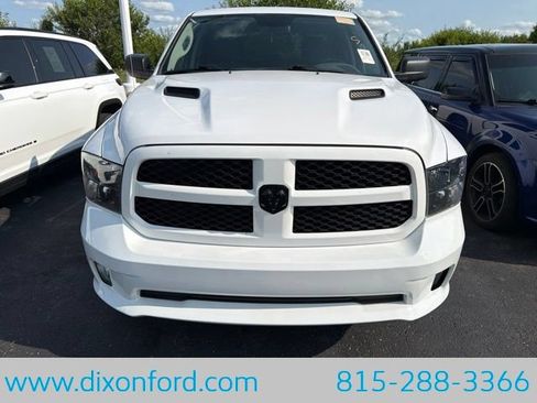 Used 2019 RAM 1500 Express w/ Wheel & Sound Group AWD/4WD image 9