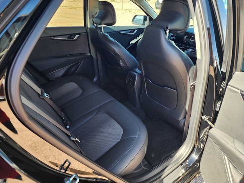 Used 2023 Kia Niro EX FWD image 13