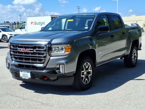 Used 2022 GMC Canyon AT4 w/ Trailering Package AWD/4WD image 2