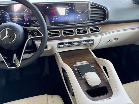 Certified 2026 Mercedes-Benz GLE 350 4MATIC image 42