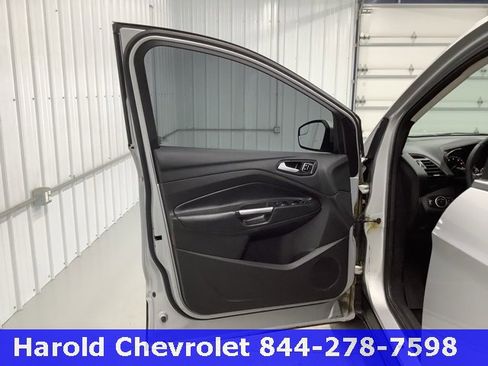 Used 2018 Ford Escape Titanium image 14
