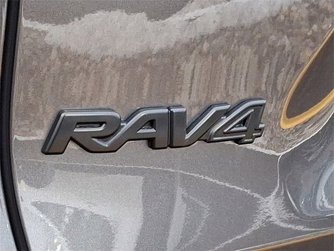 Certified 2022 Toyota RAV4 XLE w/ Convenience Package image 31