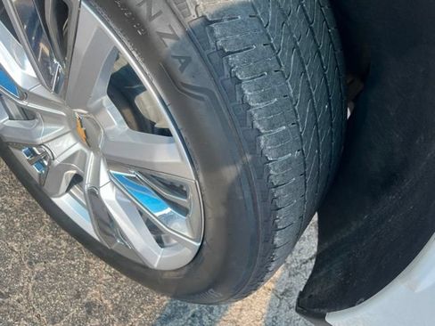 Used 2021 Chevrolet Tahoe High Country RWD image 11