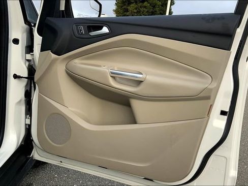 Used 2014 Ford C-MAX Energi SEL w/ Equipment Group 303A image 24