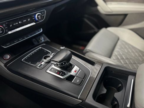 Used 2019 Audi SQ5 Prestige w/ Prestige Package image 21