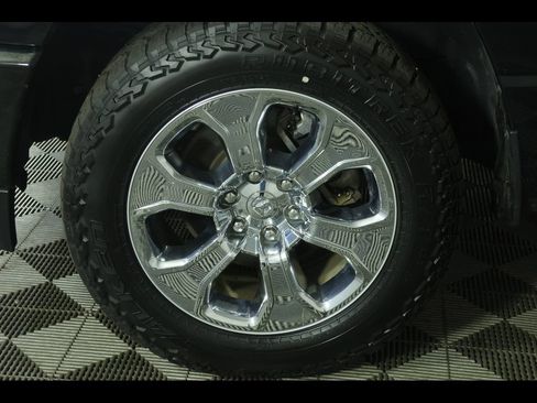 Used 2020 RAM 1500 Big Horn AWD/4WD image 16