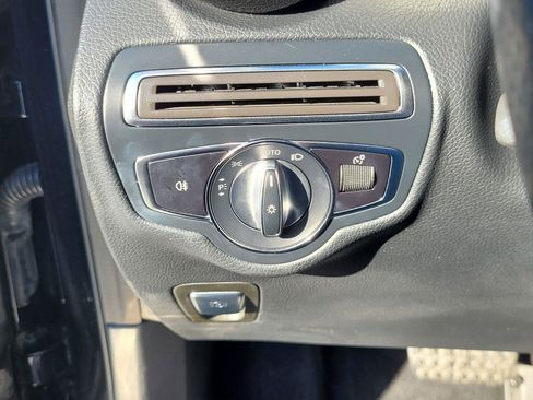 Used 2019 Mercedes-Benz GLC 300 image 31