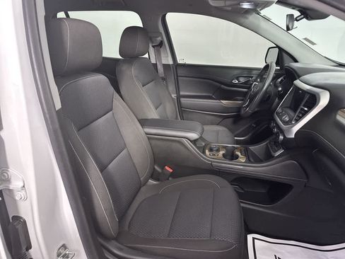 Used 2023 GMC Acadia SLE w/ Driver Convenience Package image 6