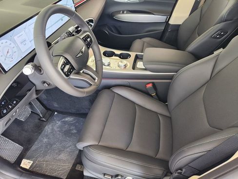 New 2026 Genesis GV70 2.5T Select image 7