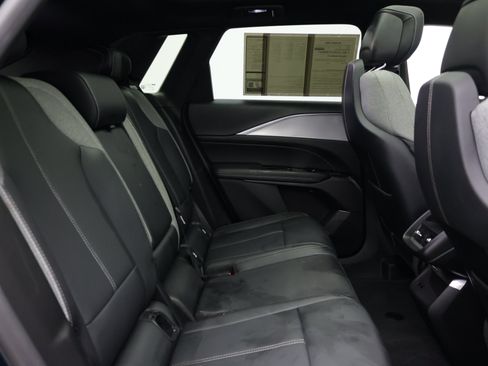 Used 2024 Cadillac Lyriq Tech RWD image 35