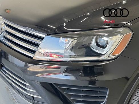 Used 2015 Volkswagen Touareg VR6 AWD/4WD image 4