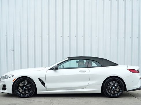 Used 2022 BMW M850i xDrive M850i xDrive w/ M Carbon Exterior Package image 9