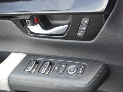 Certified 2025 Honda CR-V EX-L image 15