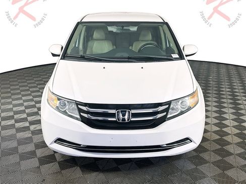 Used 2016 Honda Odyssey SE image 2