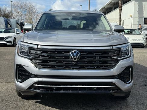 Used 2024 Volkswagen Atlas SEL Premium R-Line image 19