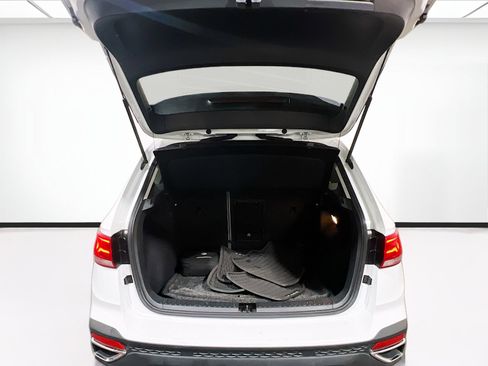 Used 2022 Volkswagen Taos SE image 19