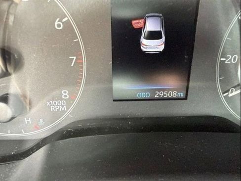 Used 2023 Toyota Corolla SE FWD image 9