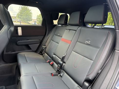 Used 2025 MINI Cooper Countryman John Cooper Works w/ Comfort Package Max AWD/4WD image 9